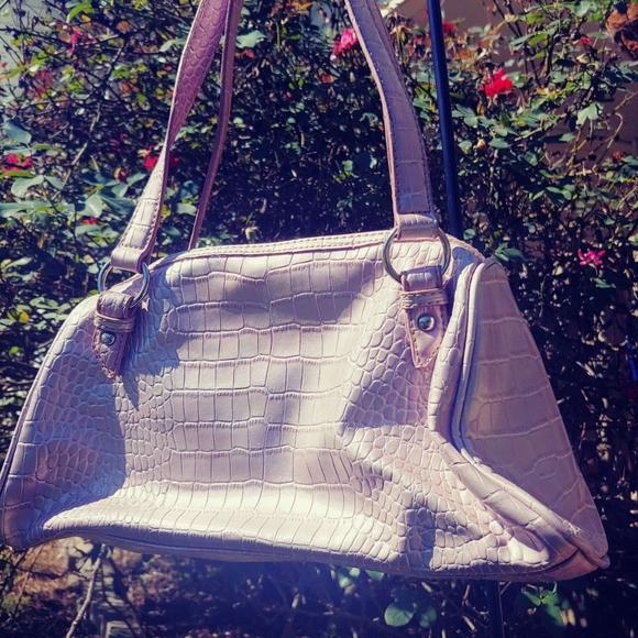 Vintage Pink Faux Alligator Skin Purse - Picture 4 of 4